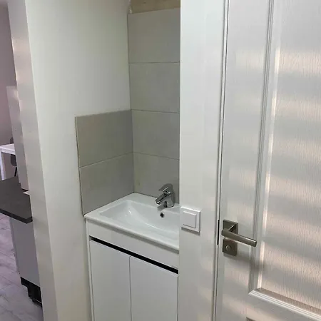 דירה Town With Balcony וילנה